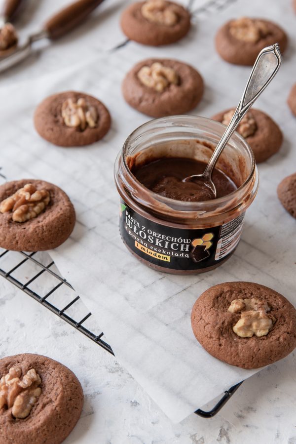 KRUCHE CIASTECZKA Z MASŁEM ORZECHOWYM